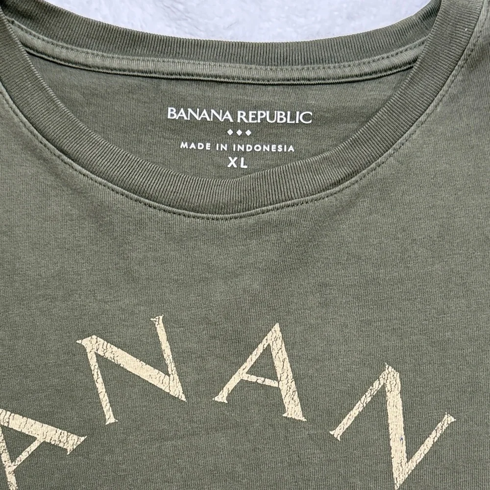 Banana Republic Logo Graphic Tee